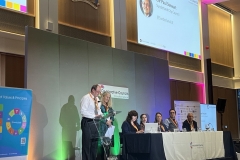 C18E1B4C-ADCA-49B9-BC6C-88F9507FB896_1_105_c